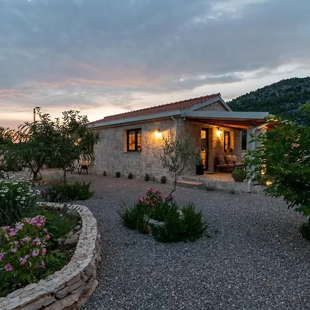 Countryside House Rusulica *
